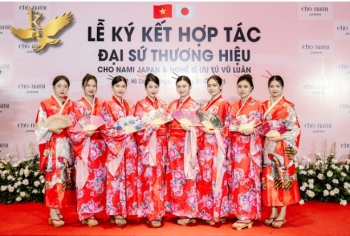 Cho thuê sân khấu sự kiện