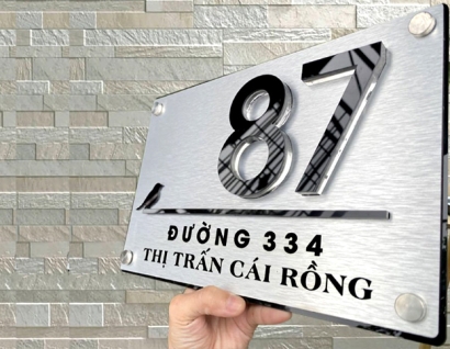 Bảng hiệu mẫu 18